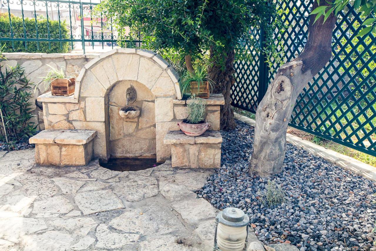 Traditional Guesthouse Asimakis Anifion Eksteriør billede